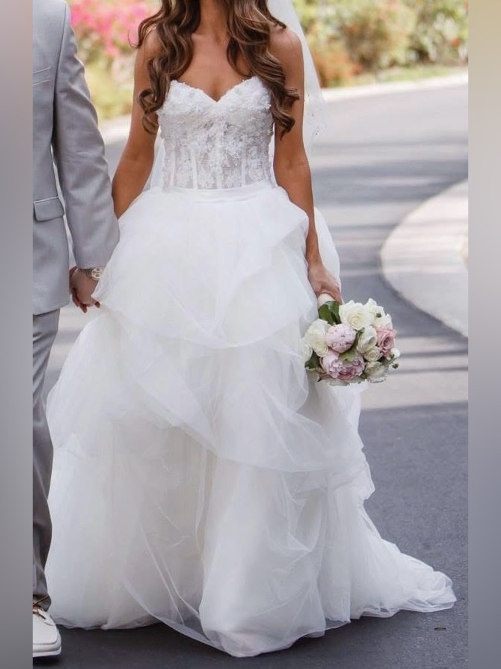Wtoo by Watters Ivory Beaded Lace Corset & Tulle Skirt Set Wedding Gown, Size 4